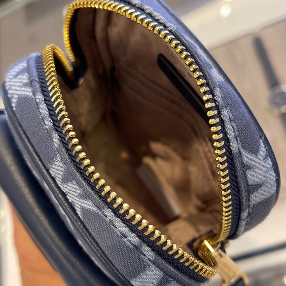 Michael Kors Sloan Editor Small Phone Logo Jacquard Crossbody
Navy Multi - Picture 6 of 16